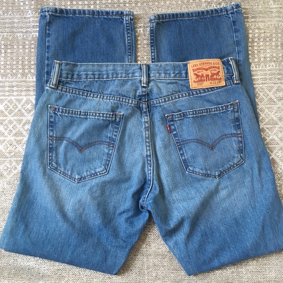 Levi's Other - Levi’s 559 33x32 Relaxed Straight Leg Jeans